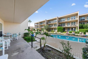 Ground Floor Beach Side 2 Min Walk To The Beach